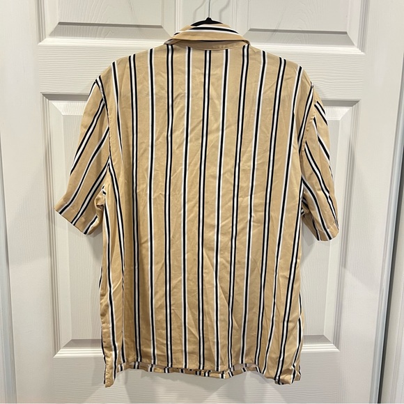 H&M Mens Regular Fit Lyocell Short Sleeve Button Down Shirt Tan Black Stripe NWT - Picture 7 of 7